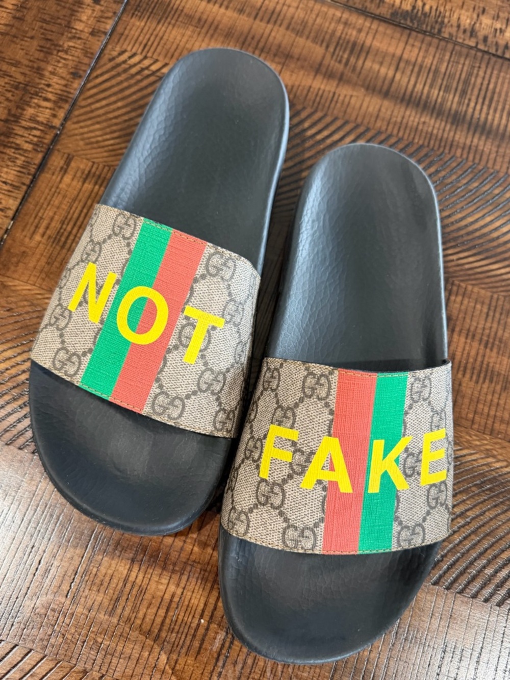 Gucci Black and Multicolor Slide Sandals - Picture 9 of 12